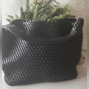Vegan Leather Handwoven Bag Hobo Shoulder Black Medium